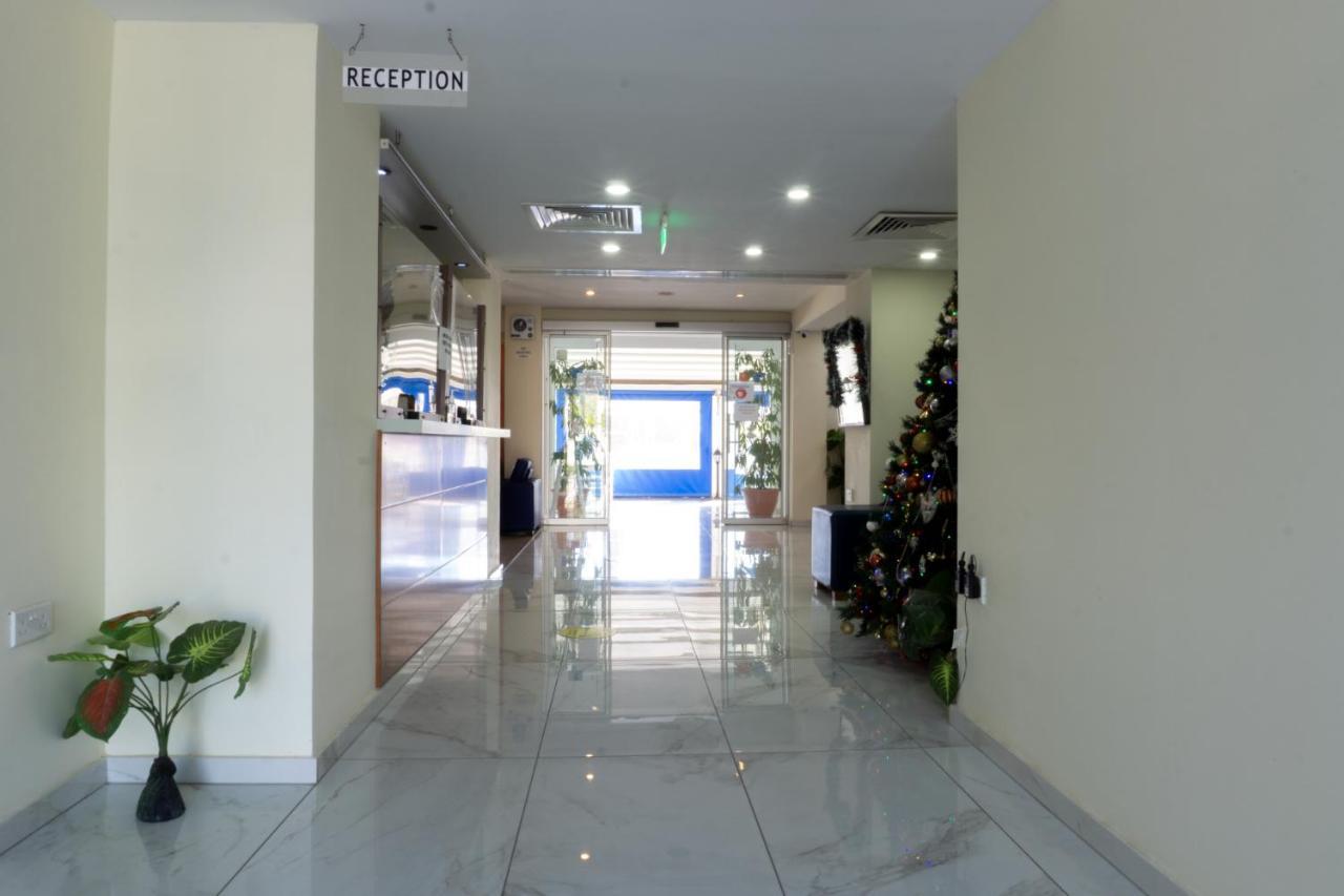 Mariandy Hotel Larnaca Exterior photo