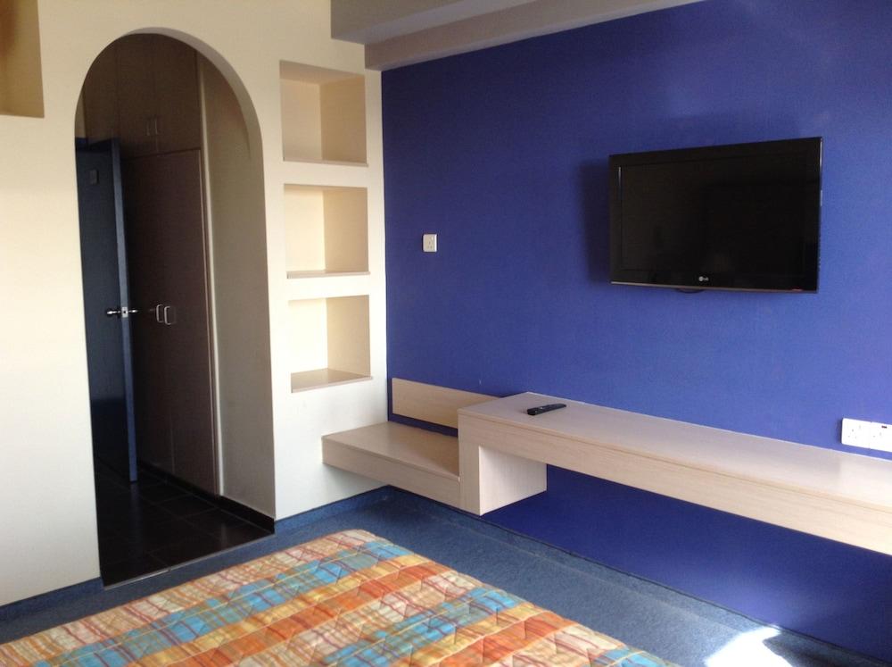 Mariandy Hotel Larnaca Exterior photo