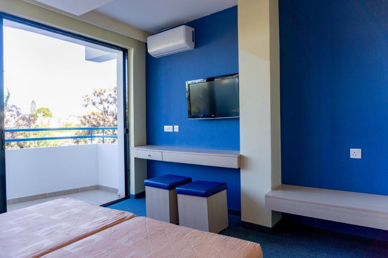 Mariandy Hotel Larnaca Exterior photo