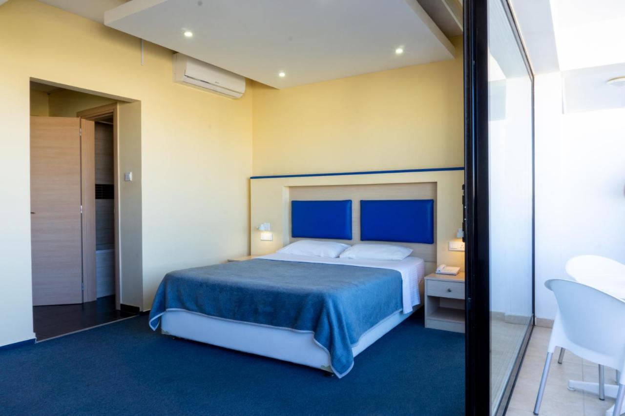 Mariandy Hotel Larnaca Exterior photo
