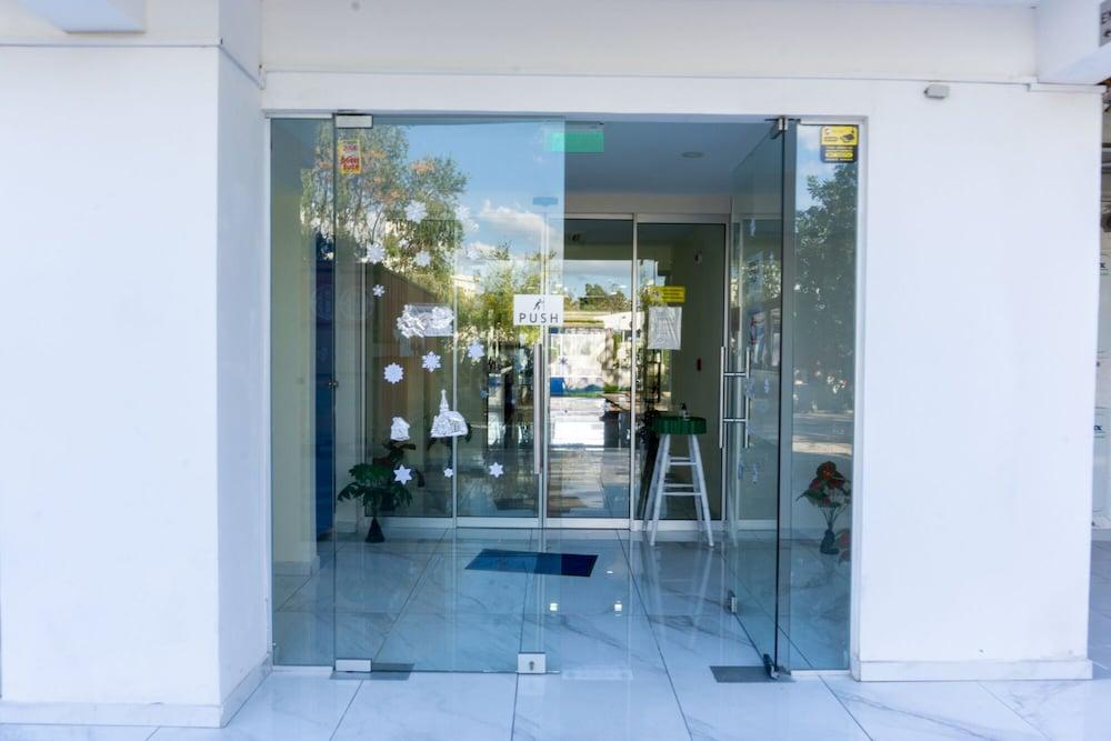 Mariandy Hotel Larnaca Exterior photo