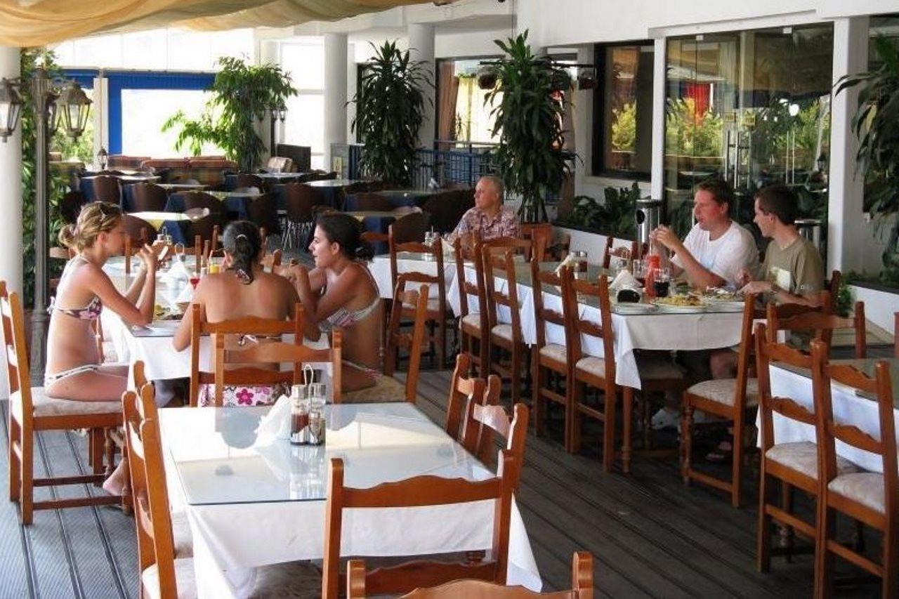 Mariandy Hotel Larnaca Exterior photo