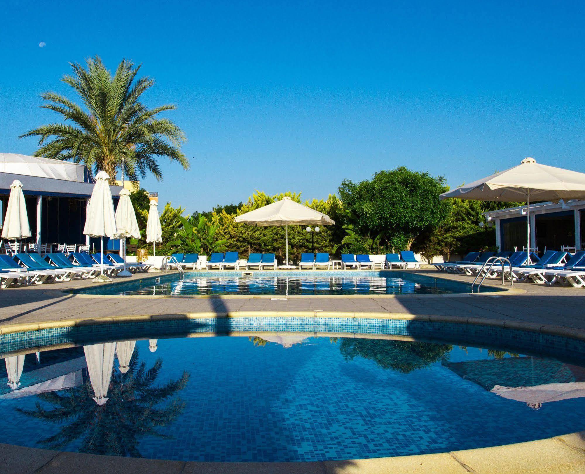Mariandy Hotel Larnaca Exterior photo